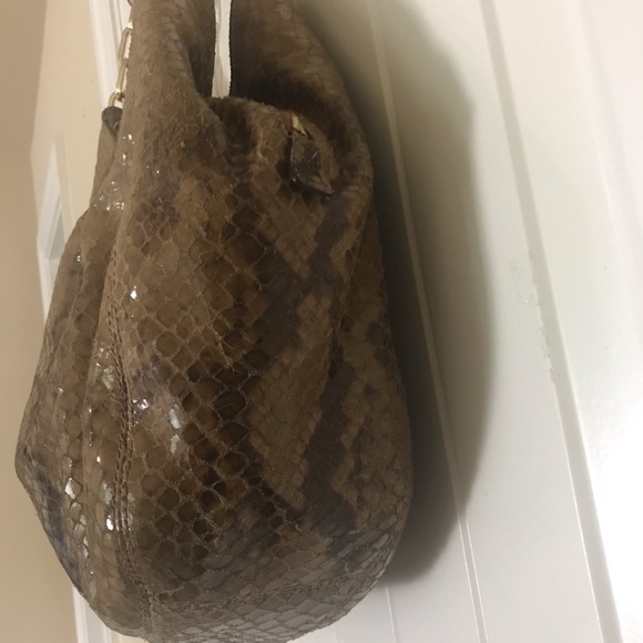 Michael kors purse - Picture 11 of 16